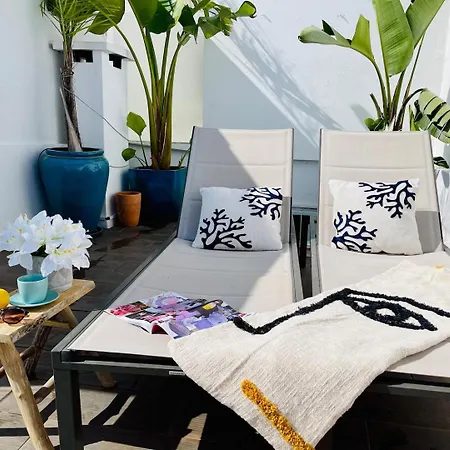 Coral Promenade Old Town Townhouse, Roofterrace 3br Near Beaches Portimão