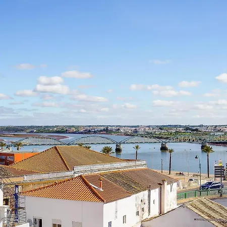 Coral Portimao Promenade Old Town Townhouse, Roofterrace 3Br Near Beaches Ferienhaus