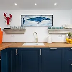 Coral Portimao Promenade Old Town Townhouse, Roofterrace 3Br Near Beaches Hébergement de vacances *