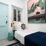 Coral Portimao Promenade Old Town Townhouse, Roofterrace 3Br Near Beaches Hébergement de vacances *